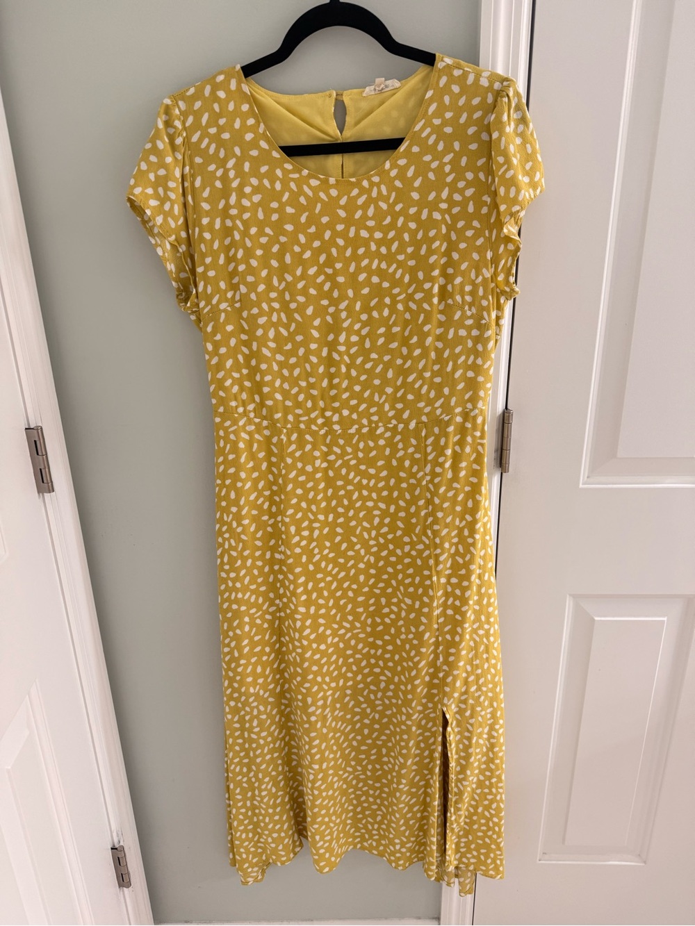 In Bloom Yellow & White Printed Short-Sleeve Midi Dress